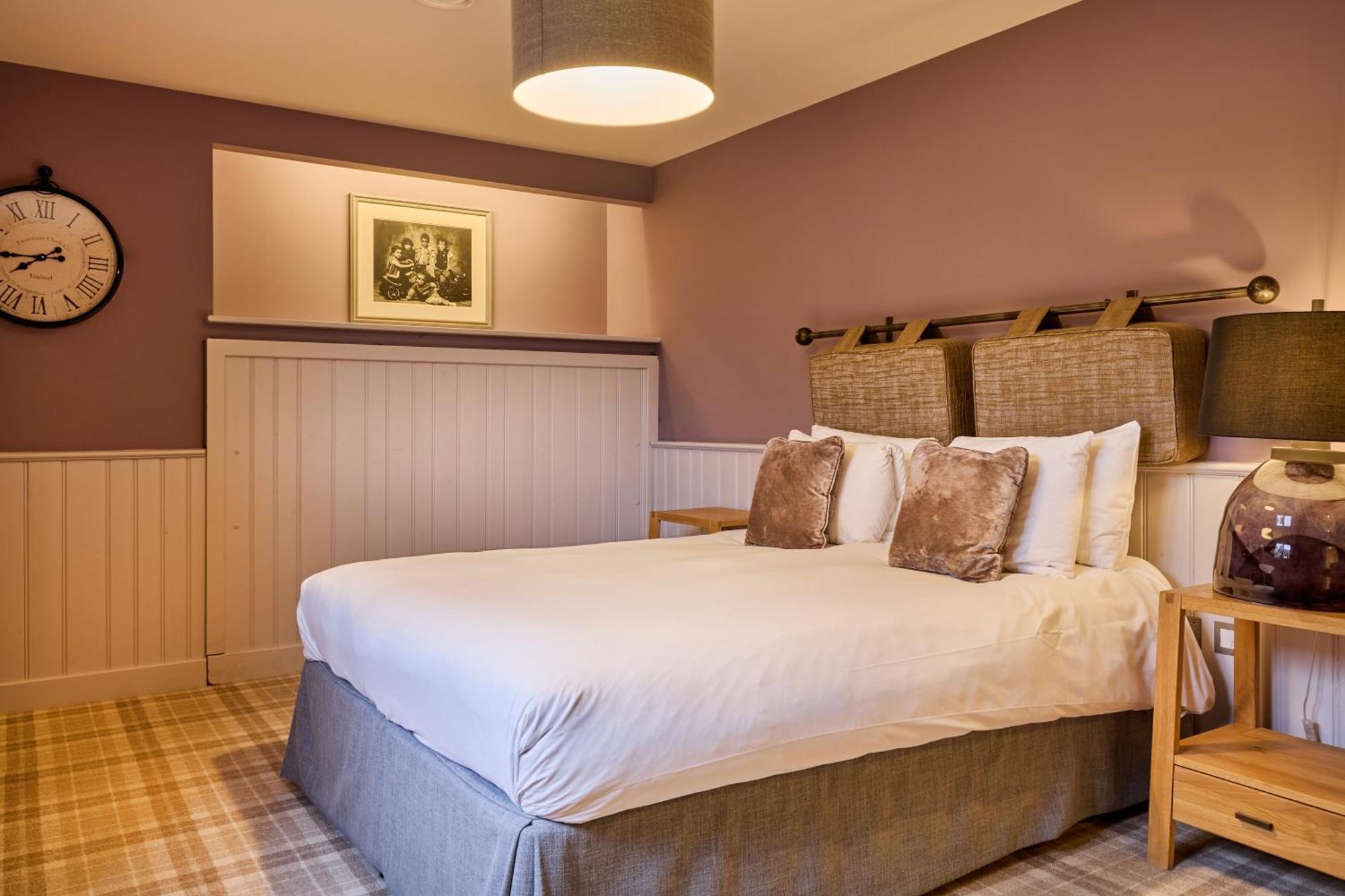 The Harcourt Arms Hotell Stanton Harcourt Rum bild A bedroom at The Swan